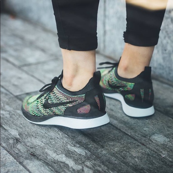 nike flyknit mariah multicolor